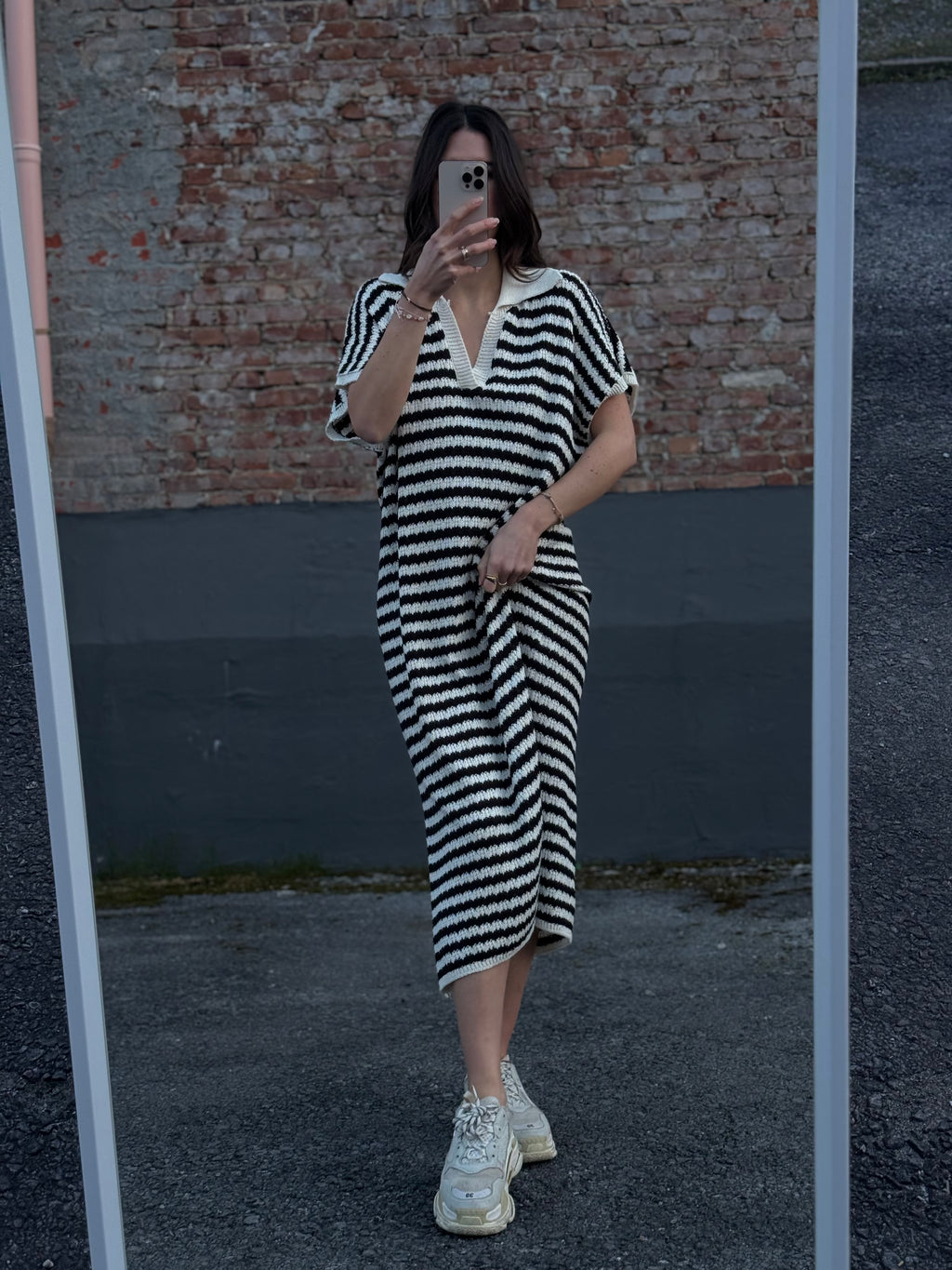 Gestreiftes Kleid weiß/schwarz