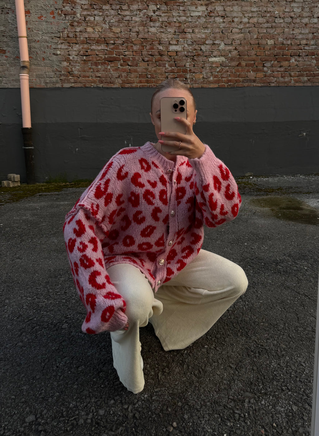 Strickjacke Leo rot/pink