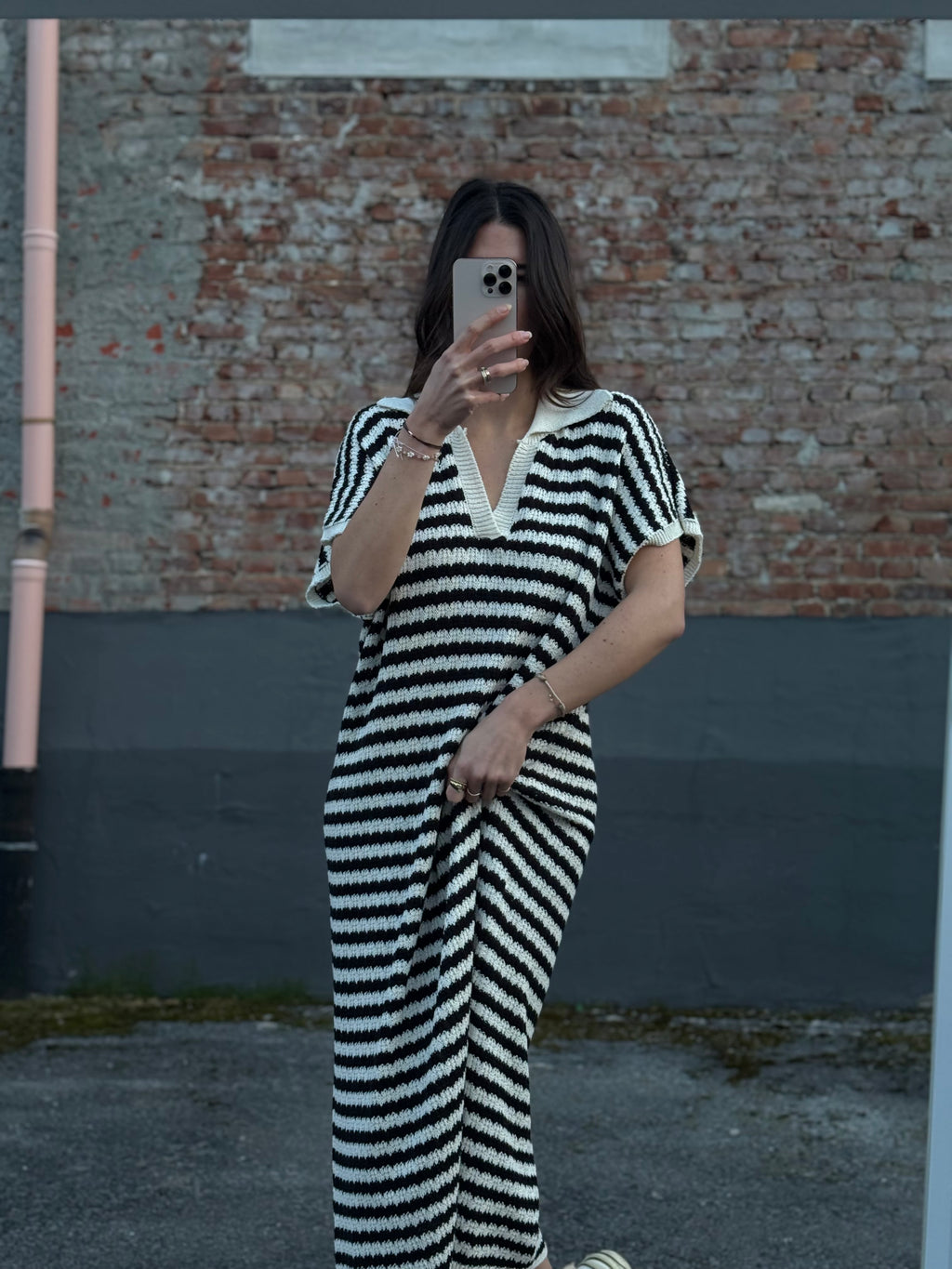 Gestreiftes Kleid weiß/schwarz