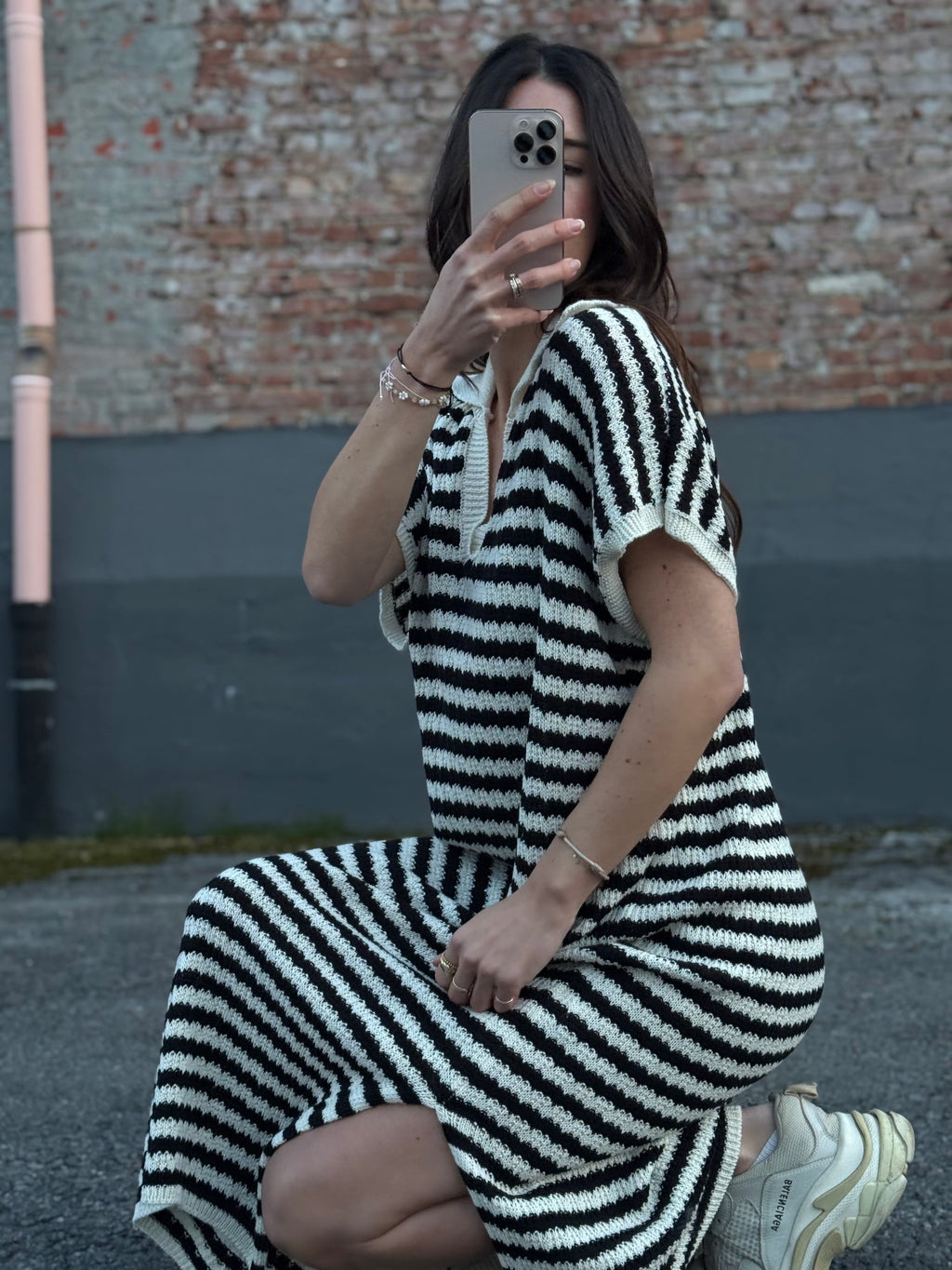 Gestreiftes Kleid weiß/schwarz